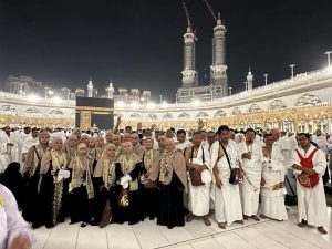 jamaah haji Tombo Ati Tour